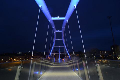 Seabraes Bridge at night